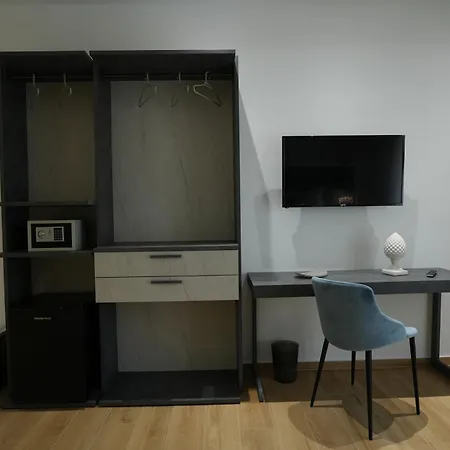 בית הארחה Enea 3*