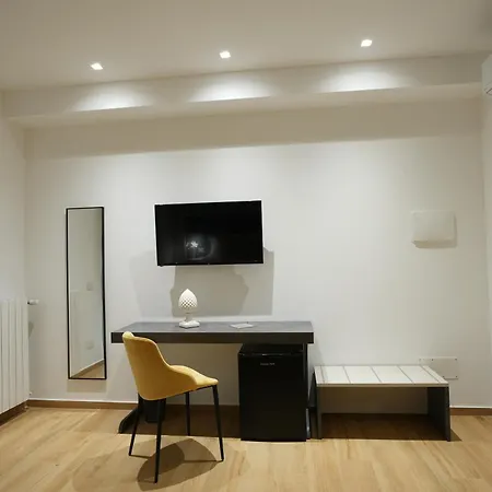 Enea בית הארחה