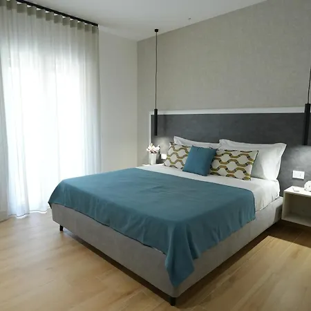 בית הארחה Enea 3*